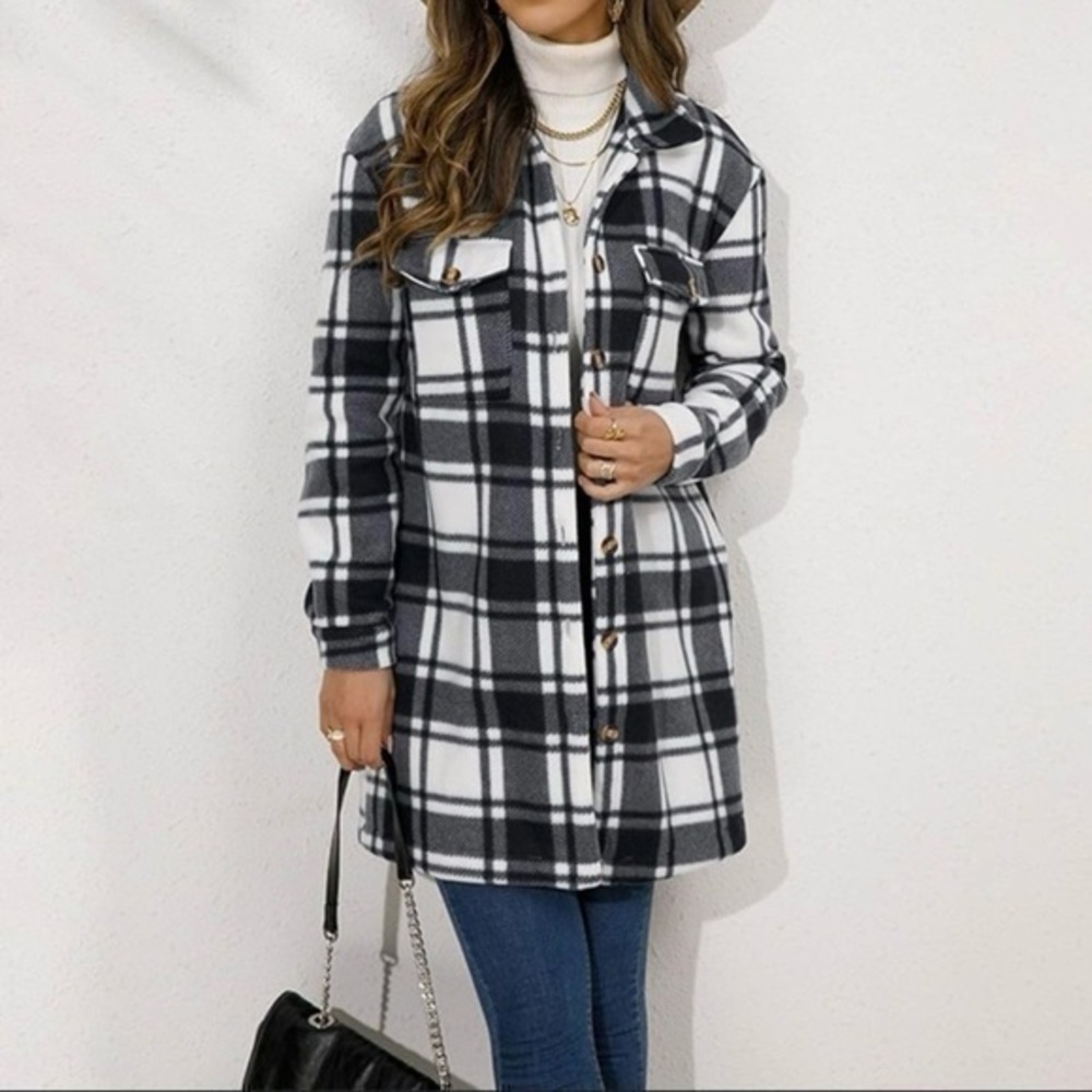 Fashion black and white plaid pockets full button down collard long shacket coat
